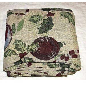 Windham Weavers Home Collection Holiday Poinsettia Tablecloth